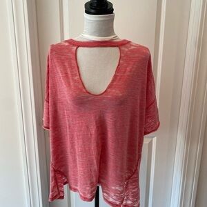 We The Free Distressed T-Shirt sz M